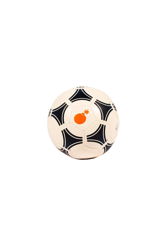 The Hundreds x adidas Crush Fußball Weiß OS
