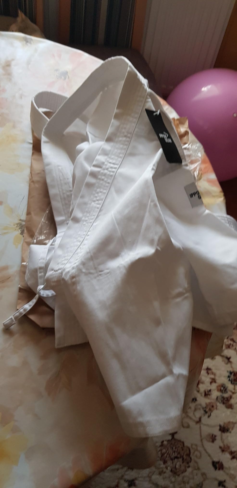 Ippon Gear Club 2 Karateanzug weiss 220 g mit Gürtel